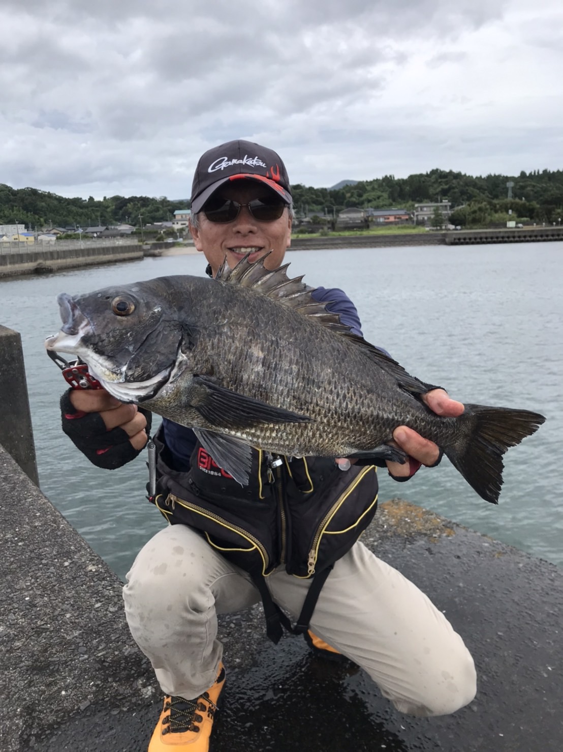 東風に強い数少ない釣り場!指宿今和泉港チヌ釣りでお邪魔しました!